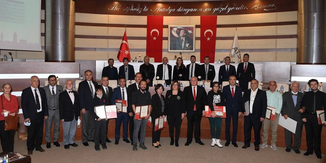 ATSO ‘Cumhuriyetimizin 100. Yılı Eseri Projesi Fikir Yarışması’ sonuçlandı