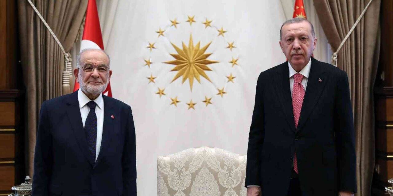 Cumhurbaşkanı Recep Tayyip Erdoğan, Saadet Partisi Genel Başkanı Temel Karamollaoğlu’nu Cumhurbaşkanlığı Külliyesi’nde kabul etti.