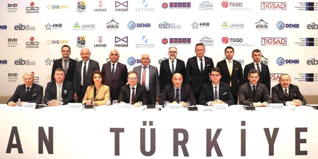 Hazır giyim ihracatçıları ham madde probleminde çözüm önerileri sundu