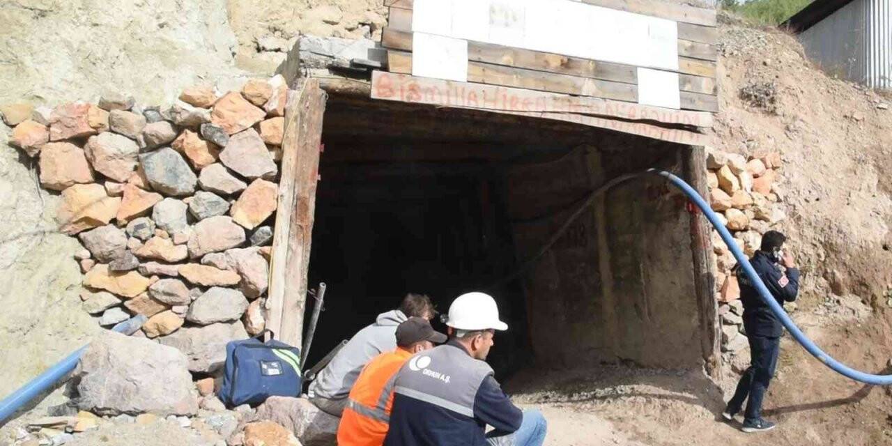 Dursunbey’de krom madeninde göçük