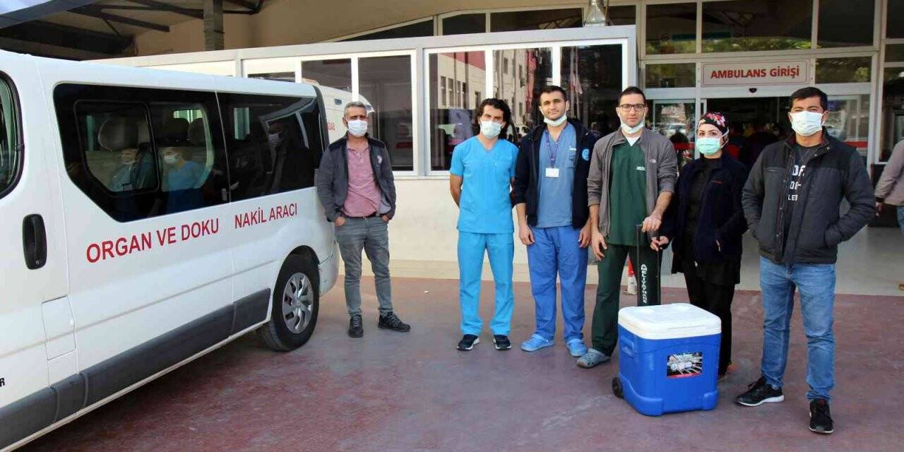 Yaşlı adamın bağışlanan karaciğeri İzmir’deki hastaya umut oldu