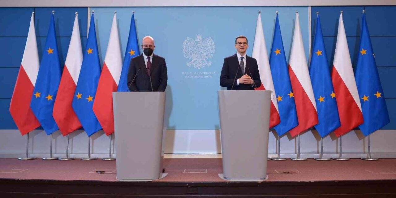 Polonya Başbakanı Morawiecki: "AB sınırında yaşanan kriz, Belarus devlet terörüdür"
