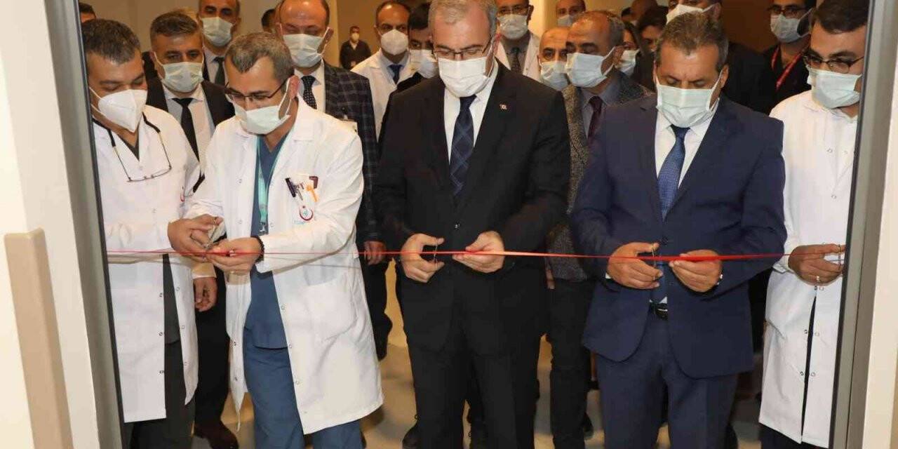 Fethi Sekin Şehir Hastanesinde yeni yoğun bakım servisleri açıldı, kapasite 5 kat arttırıldı