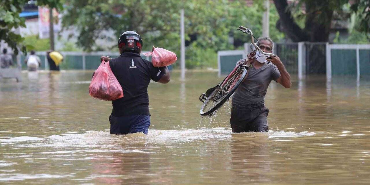 Sri Lanka ve Hindistan’daki sellerde 41 kişi hayatını kaybetti