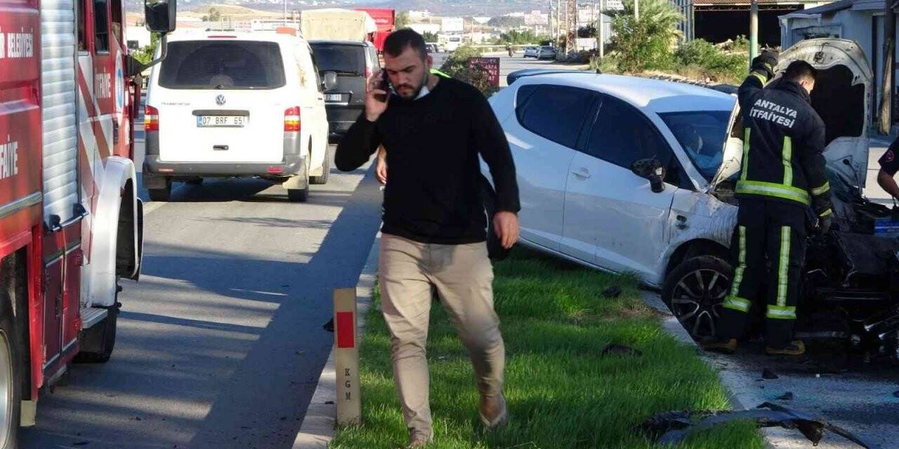 Takla atan otomobilden çıkıp kazaya sebep olduğunu düşündüğü aracın önünü kesti
