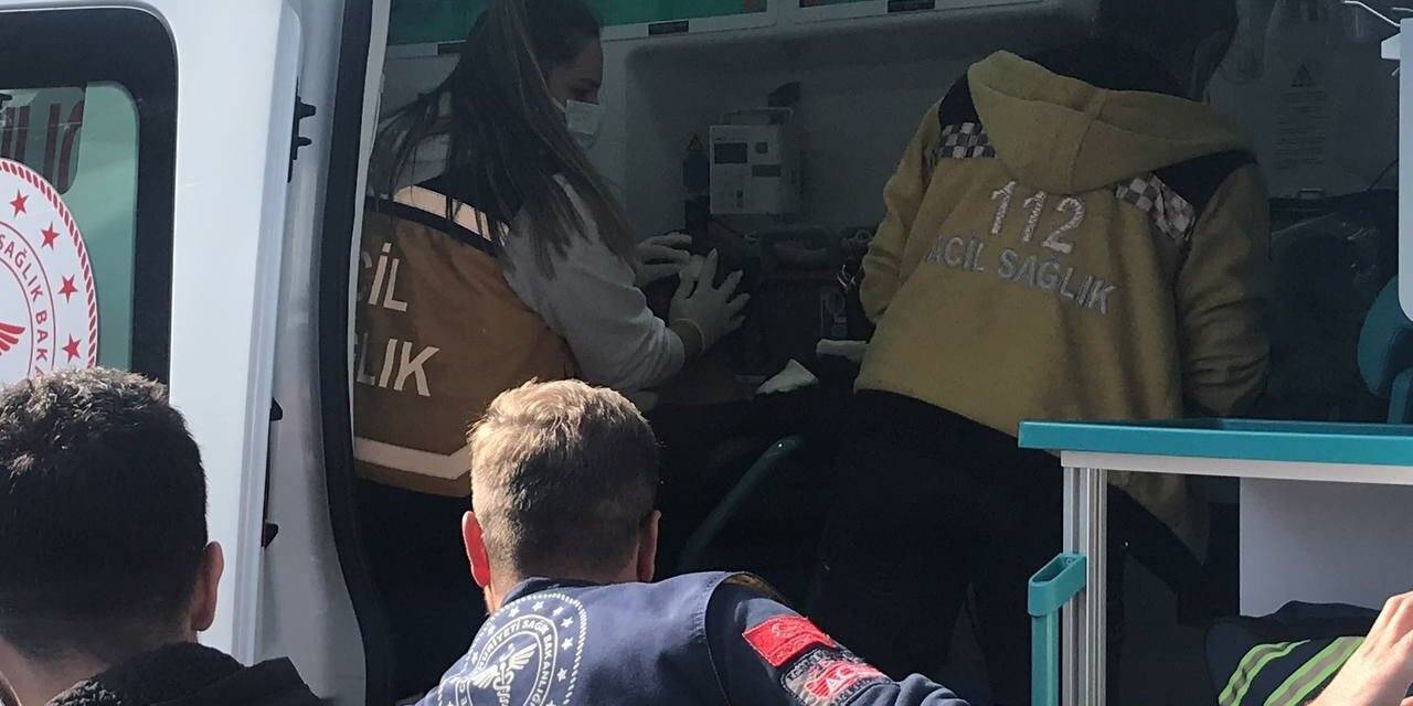Meraklı izleyici kalabalığı, polis ‘Gören varsa gelsin tanık olsun’ deyince dağıldı