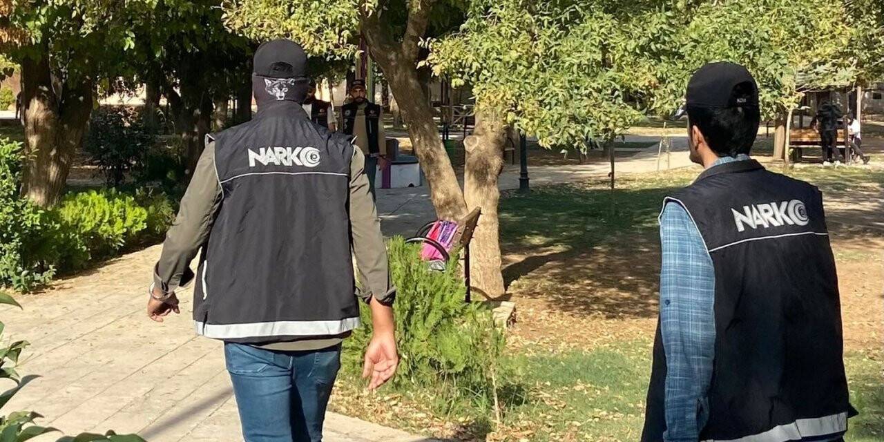 Nusaybin polisinden uyuşturucu satıcılarına yönelik narko alan denetimi