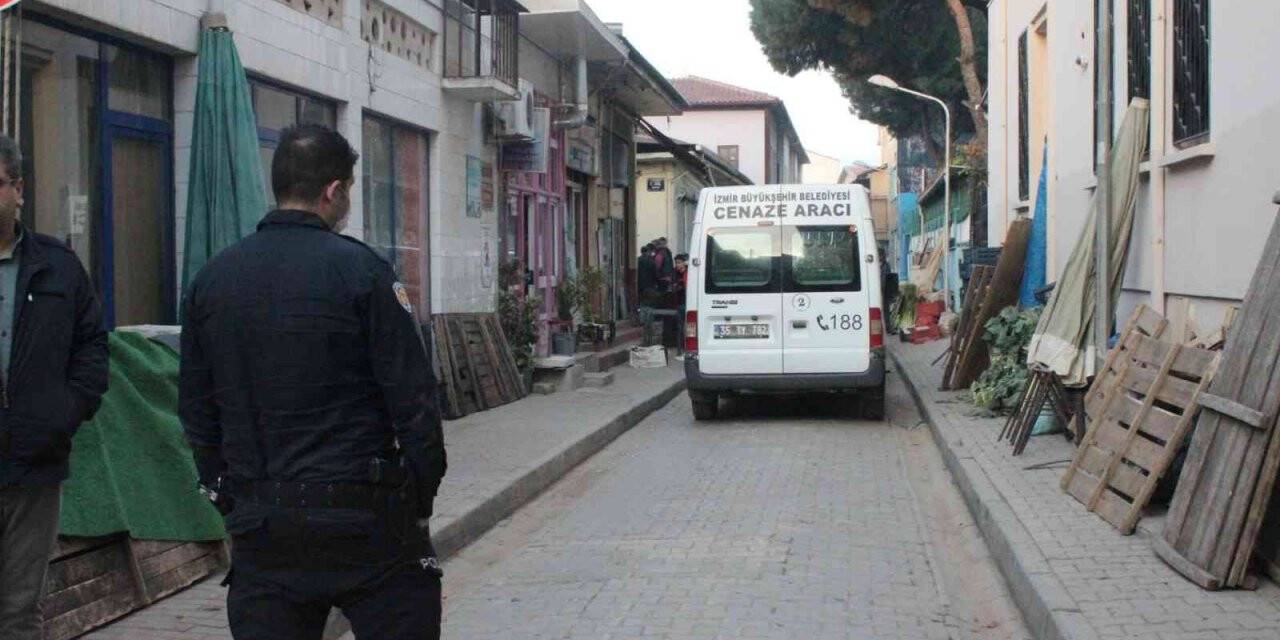 Pazarcıların küfürlü konuşma kavgası kanlı bitti: 1 ölü