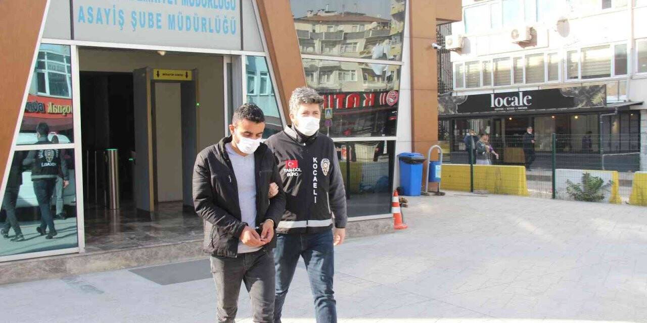 Yaşlıları, kendini savcı ve polis olarak tanıtarak dolandırdı