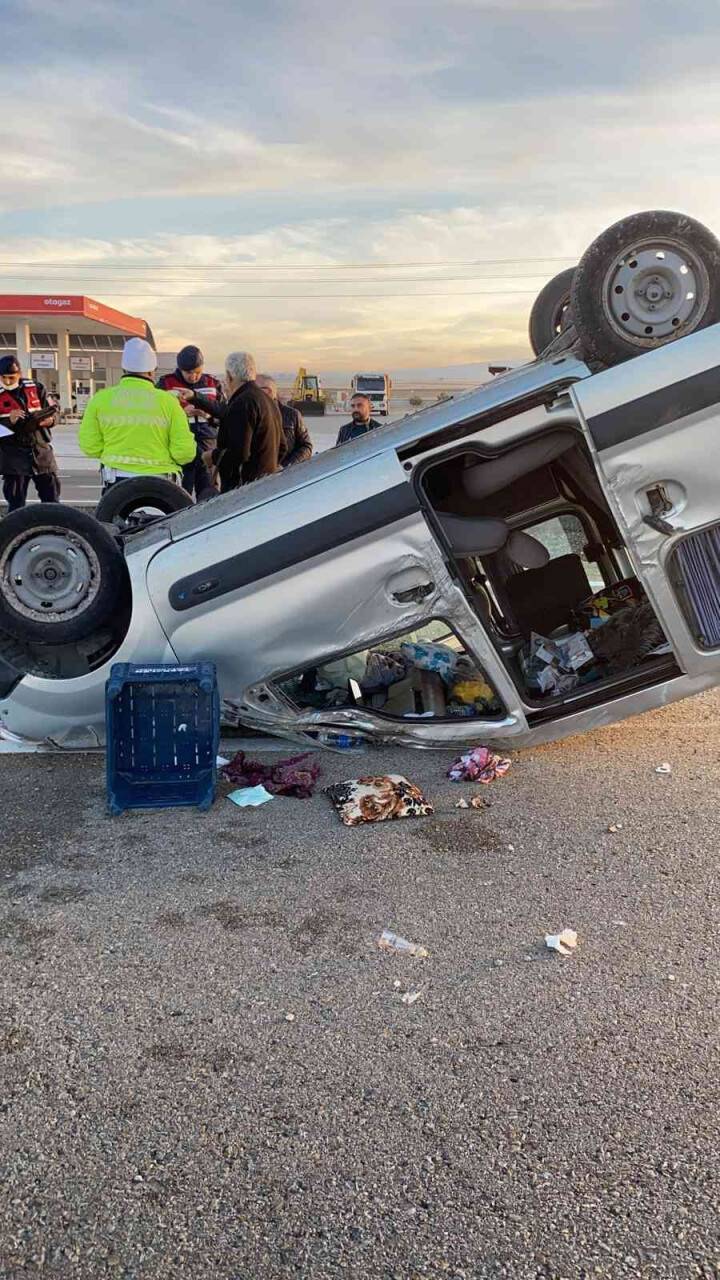 Nevşehir’de otomobil takla attı: 4 yaralı