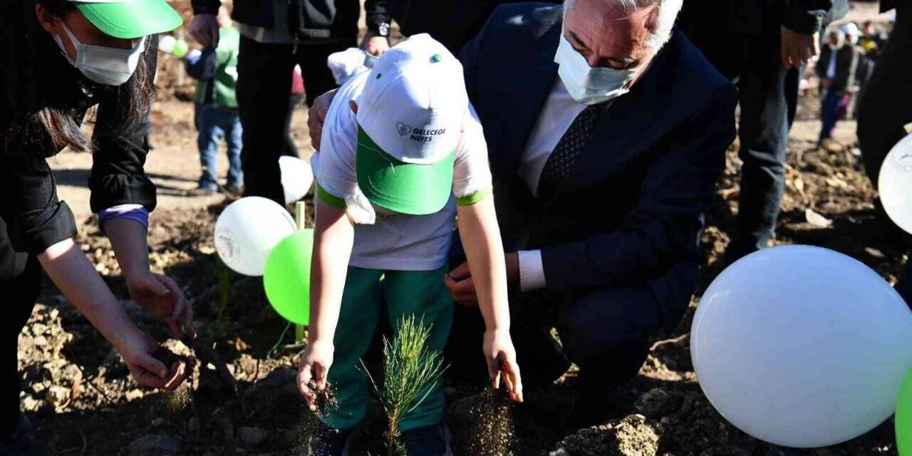Isparta Çandır’da 12 Bin 503 fidan toprakla buluştu