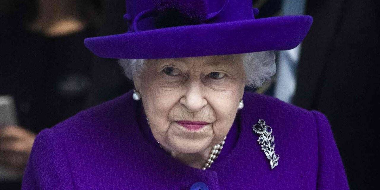 İngiltere Kraliçesi II. Elizabeth yaklaşık 1 ayın ardından ilk kez bir törene katılacak