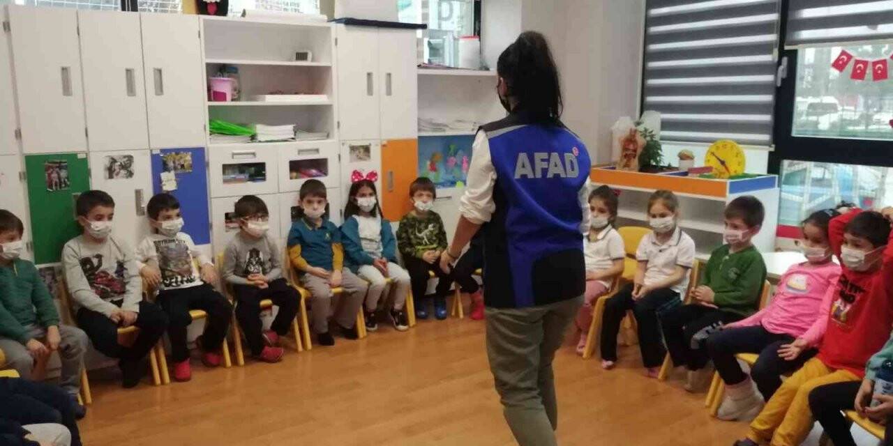 Minik öğrencilere ‘Afet Farkındalık Eğitimi’ verildi