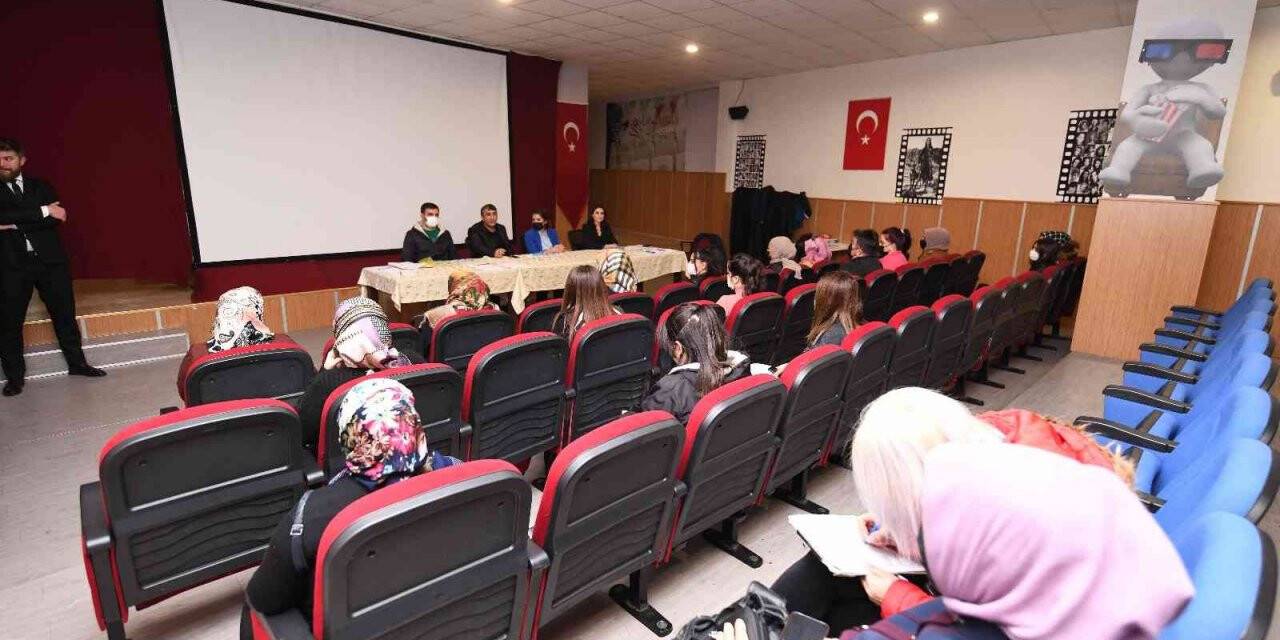 Pursaklar Belediyesi istihdamda öncü