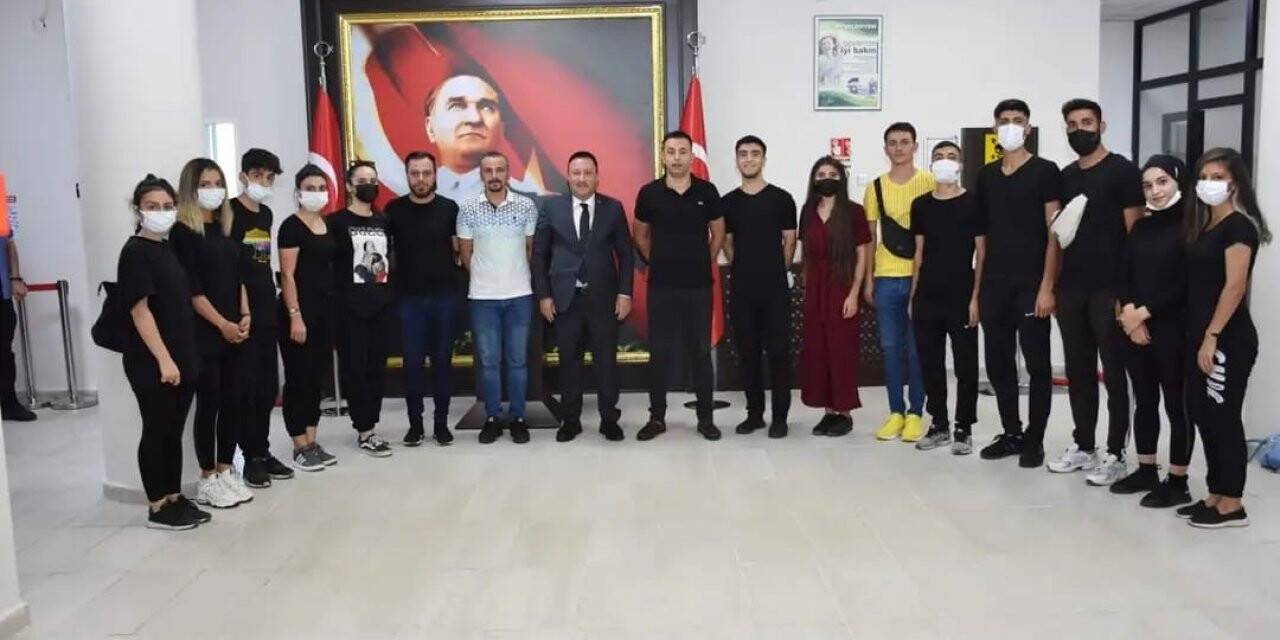 Konservatuvar öğrencileri belediyenin desteğiyle hayallerine kavuştu