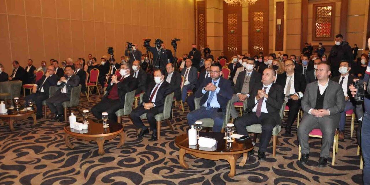 Dünyadaki toplam doğaltaş rezervinin yaklaşık yüzde 40’ı Türkiye’de