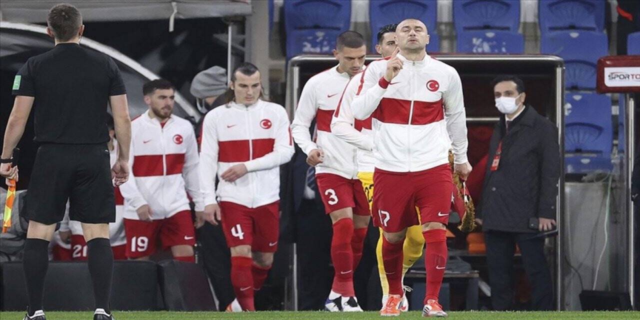 A Milli Futbol Takımı, Dünya Kupası yolunda Karadağ'ı yenmek istiyor