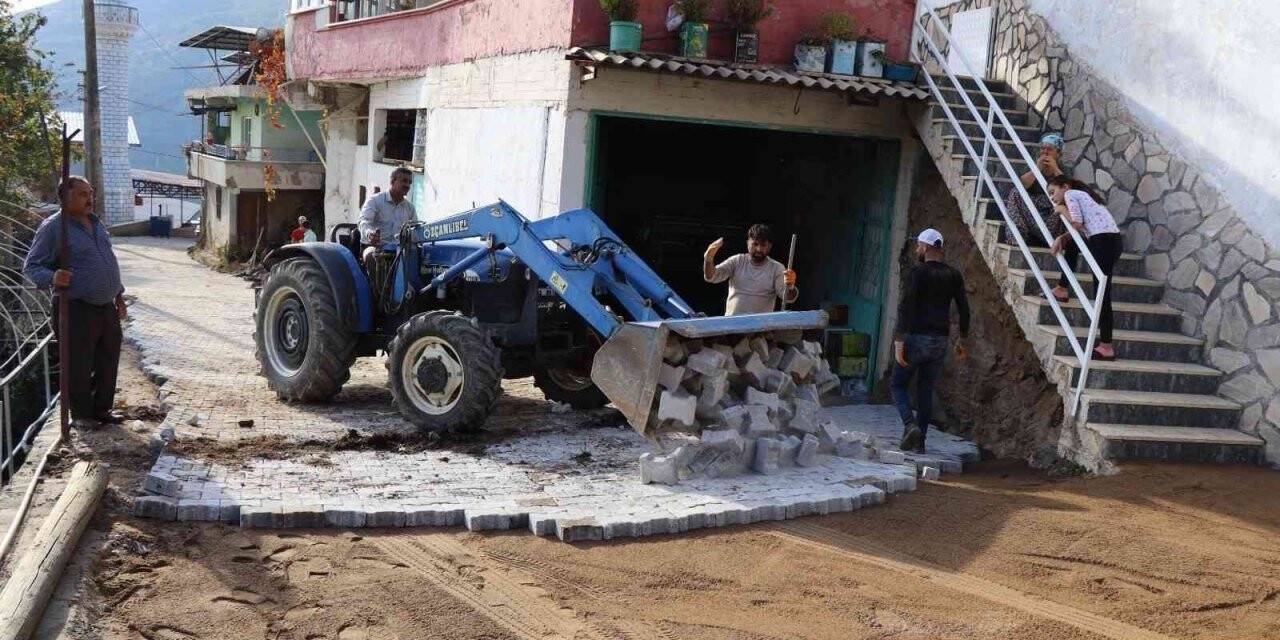 Nazilli’de kırsal mahallelerde çalışmalar sürüyor