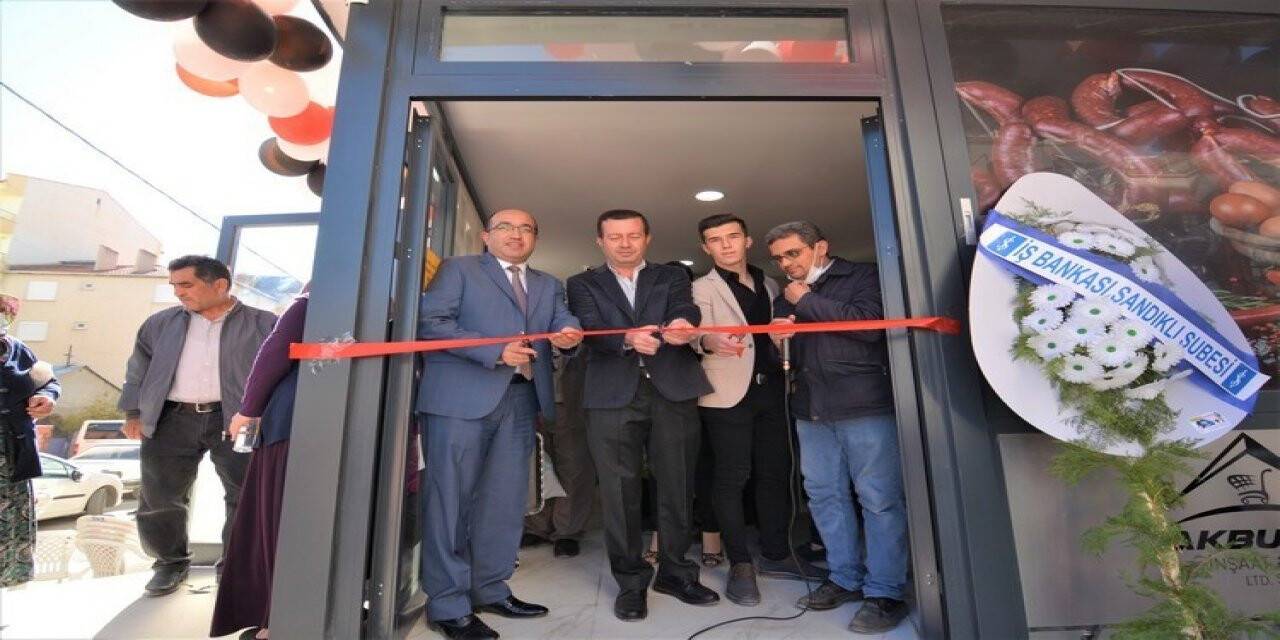 Başkan Çöl iş yeri açılışına katıldı