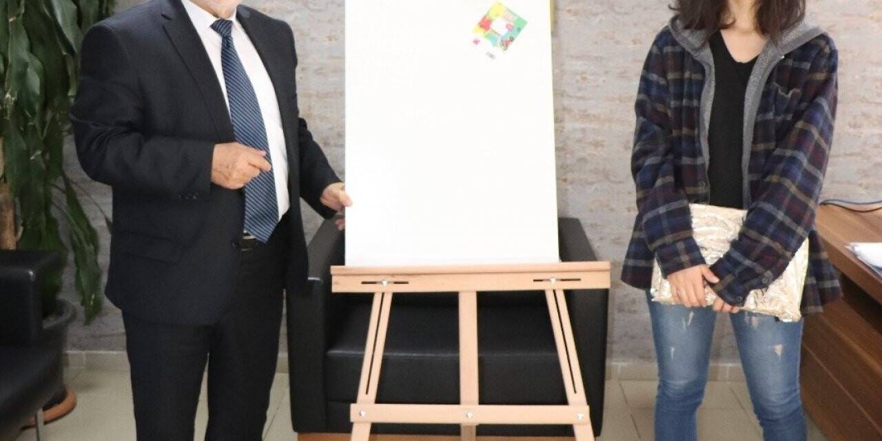 "Fırçalarım kötü" dedi belediye yenisini hediye etti