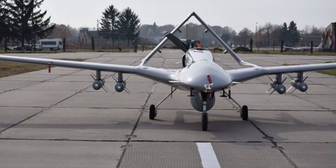 Ukrayna Savunma Bakanı Reznikov: "Önümüzdeki yıl daha fazla Bayraktar alacağız"