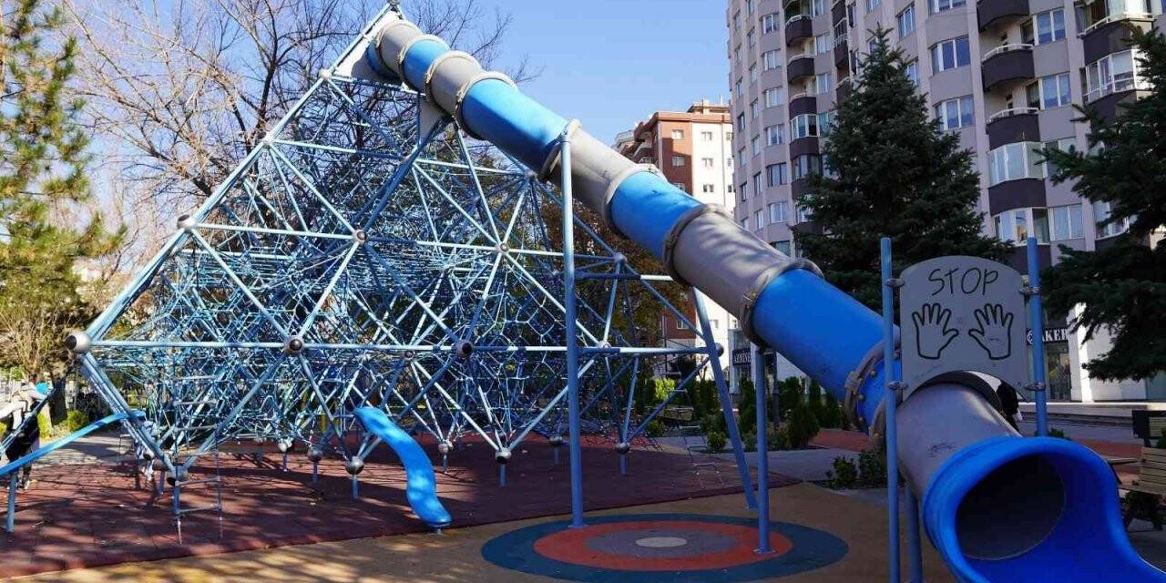Melikgazi’nin parkları çocukları bekliyor