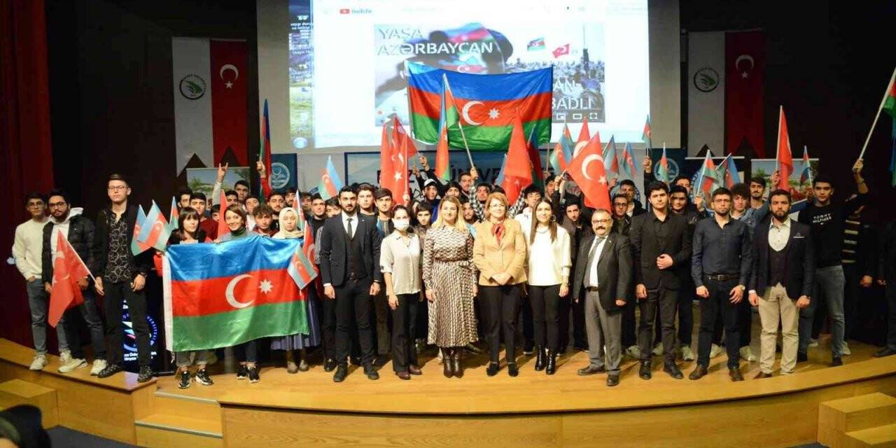 Düzce Üniversitesi’nde Azerbaycan Zafer Günü kutlandı