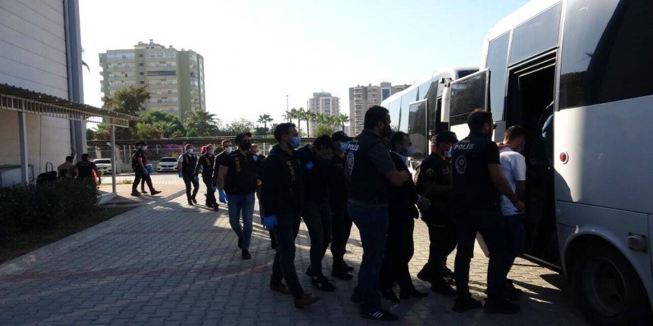 Mersin’deki dolandırıcılık operasyonunda 2 tutuklama