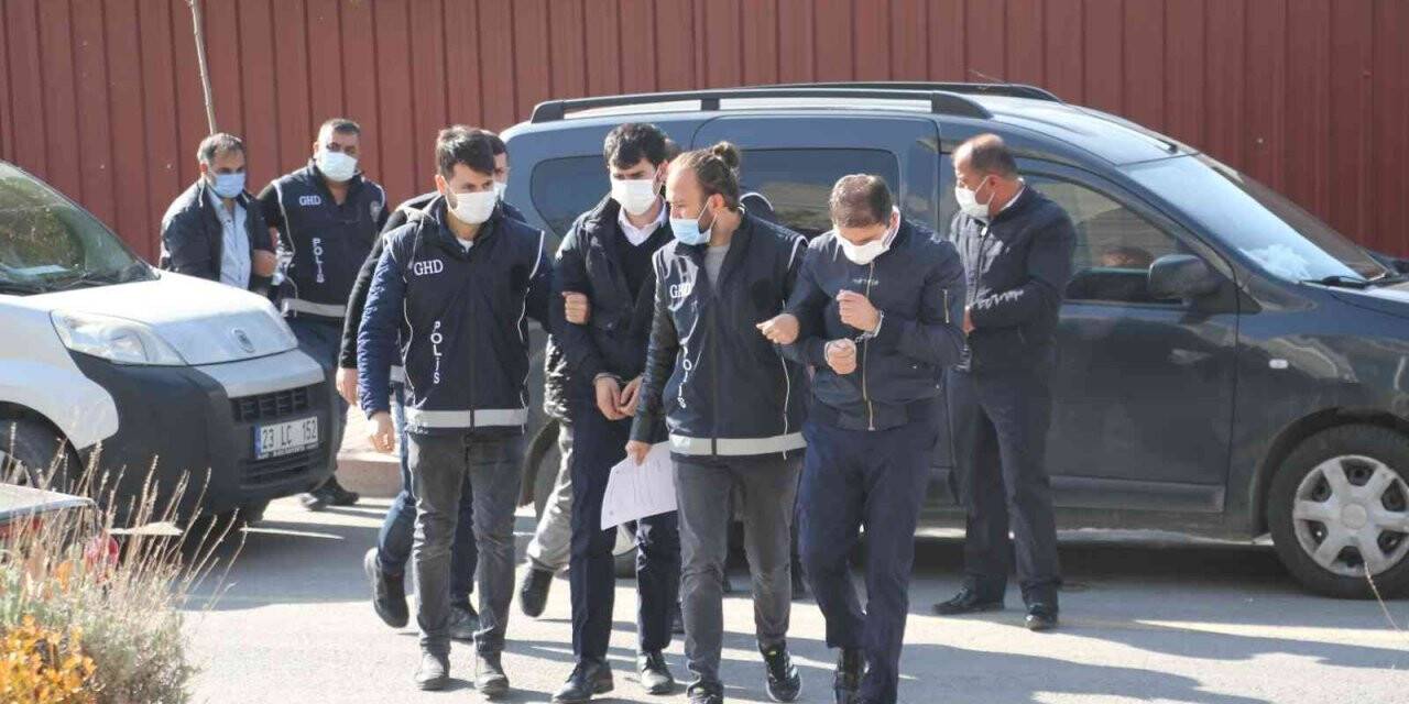 Elazığ’da göçmen kaçakçılarına operasyon: 5 gözaltı