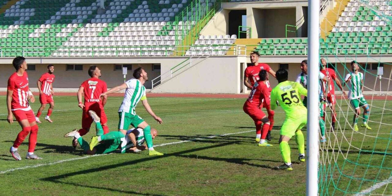 TFF 3. Lig: Çarşambaspor: 0 - Elazığ Karakoçan FK: 0
