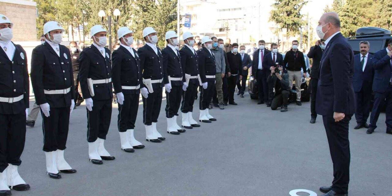 İçişleri Bakanı Soylu: “Hizmet üretemeyen belediyeler suçu hükumete atıyor”