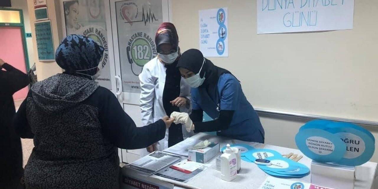 Bolvadin Devlet Hastanesi’nde “Diyabet Günü” standı açıldı