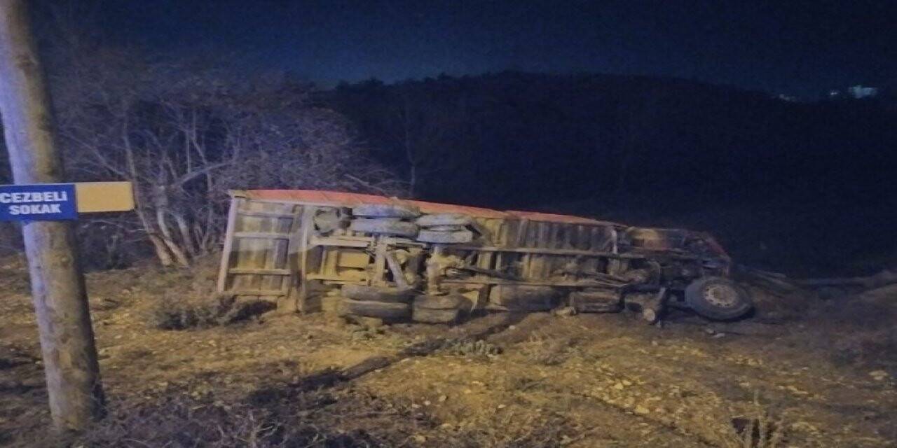Freni boşalan kamyondan atlayan sürücü hayatını kaybetti