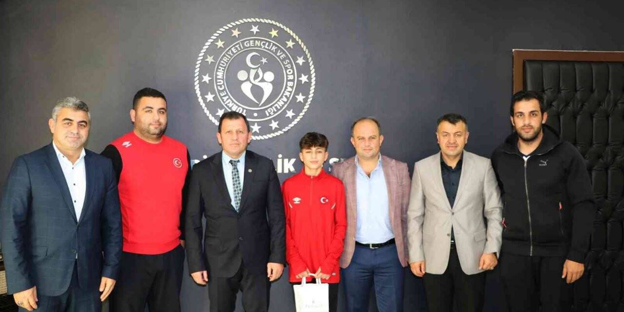 Balkan Şampiyonu’ndan Kabakcı’ya ziyaret
