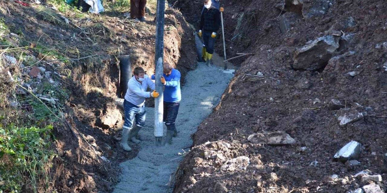 Horoz Deresi’ne 800 metre kanalizasyon hattı yapılıyor
