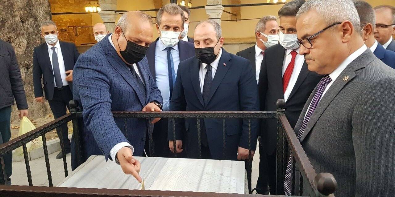 Bakan Varank Osmanlı kenti Safranbolu’yu gezdi
