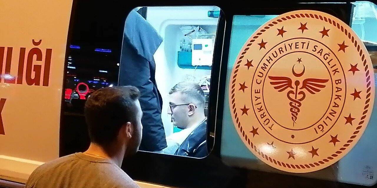 Gebze’de iki motosiklet kavşakta çarpıştı: 2 yaralı