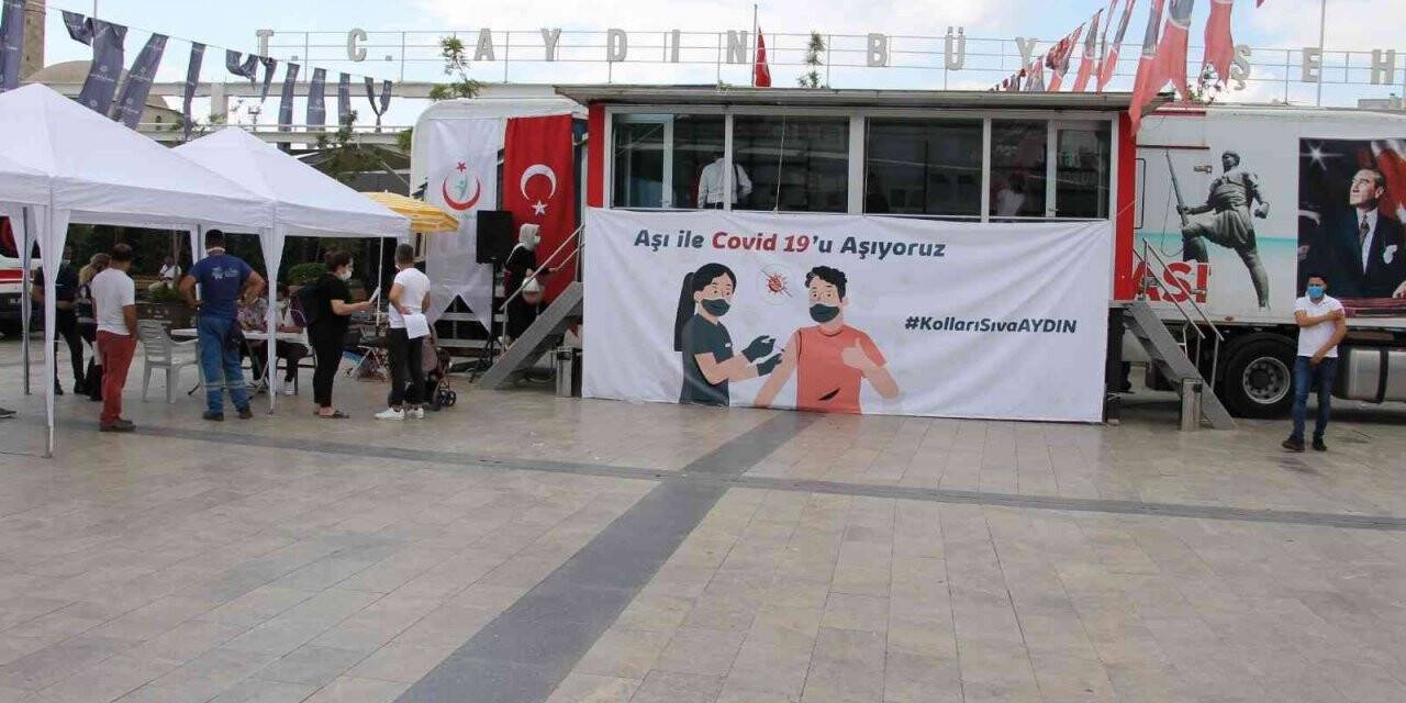 Aydın’da aşı noktaları aralıksız hizmet veriyor