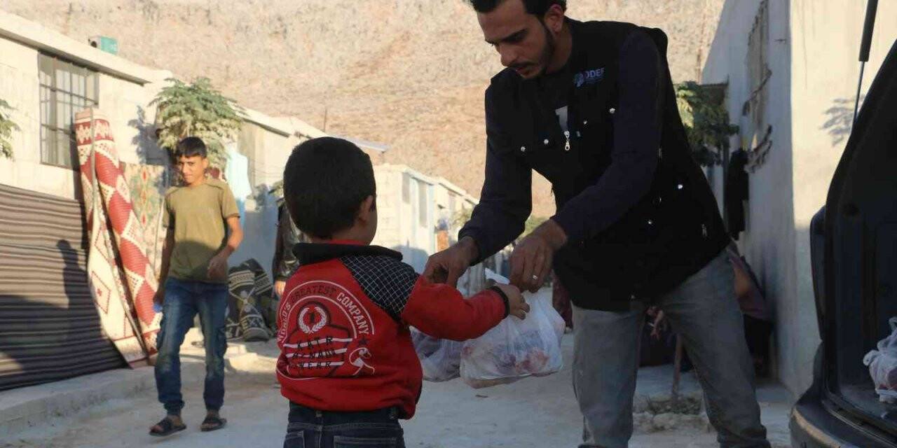 Hayırseverlerin kışlık yardımları iç savaş bölgelerine ulaştırılıyor