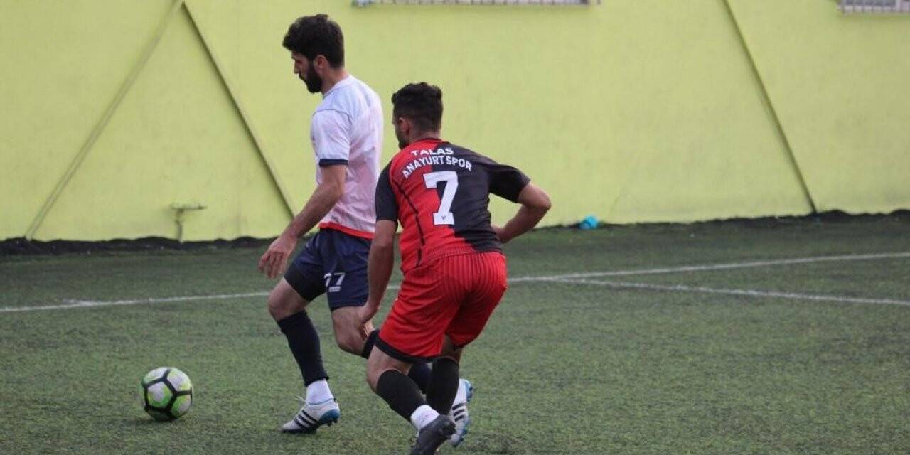 Kayseri amatör futbolda kırmızı kart gerginliği