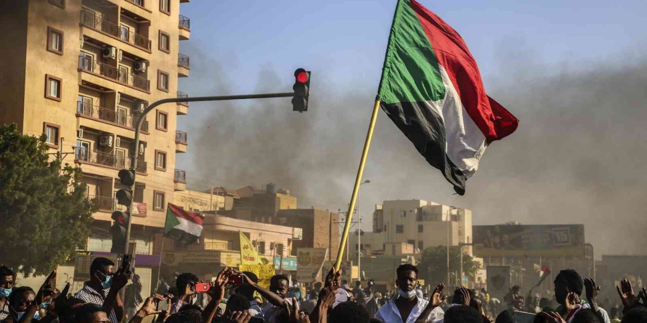 Sudan’daki darbe karşıtı protestolarda can kaybı 15’e yükseldi