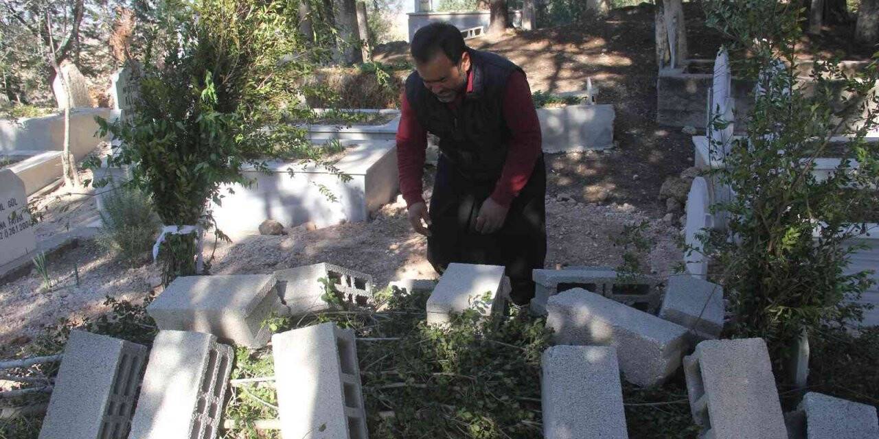 Video izleyip kraker yerken öldü