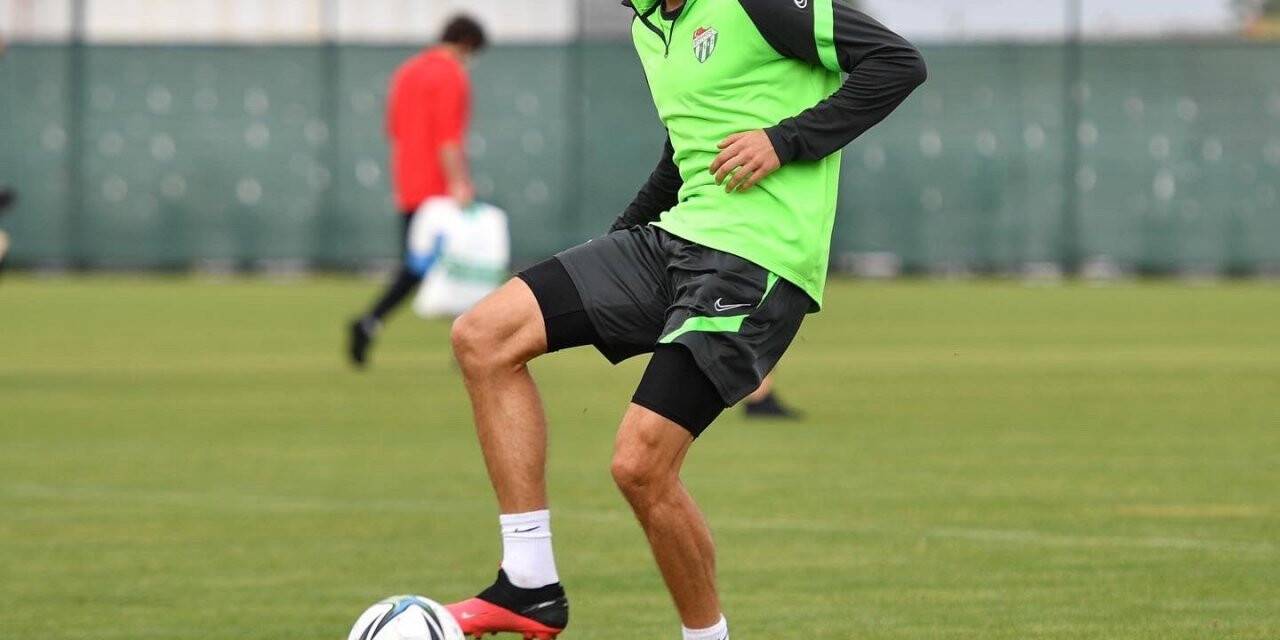 Luka Capan: “Süper Lig’e çıkmak için Bursaspor’a geldik”