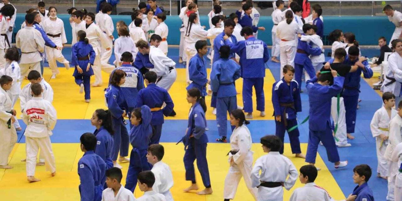 Uluslararası Judo Turnuvası, 500 sporcunun katılımıyla başladı