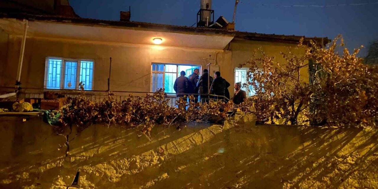 Yaptığı sahte içkiyle kendisi de zehirlendi