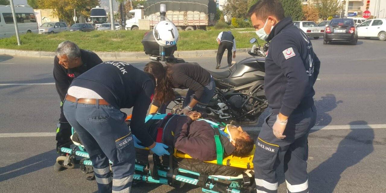 Söke’de otomobil yayalara çarptı;: 2 yaralı