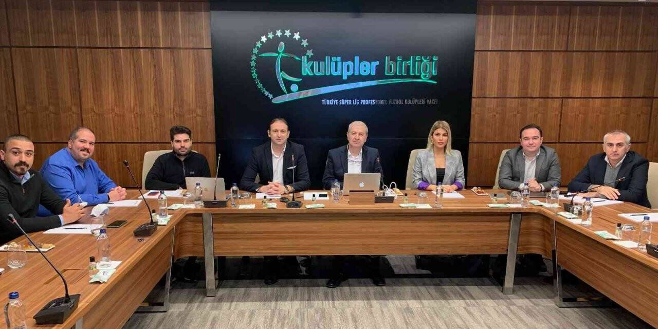 Futbol kulüplerine Blockhain ve Fan Token eğitimi verildi