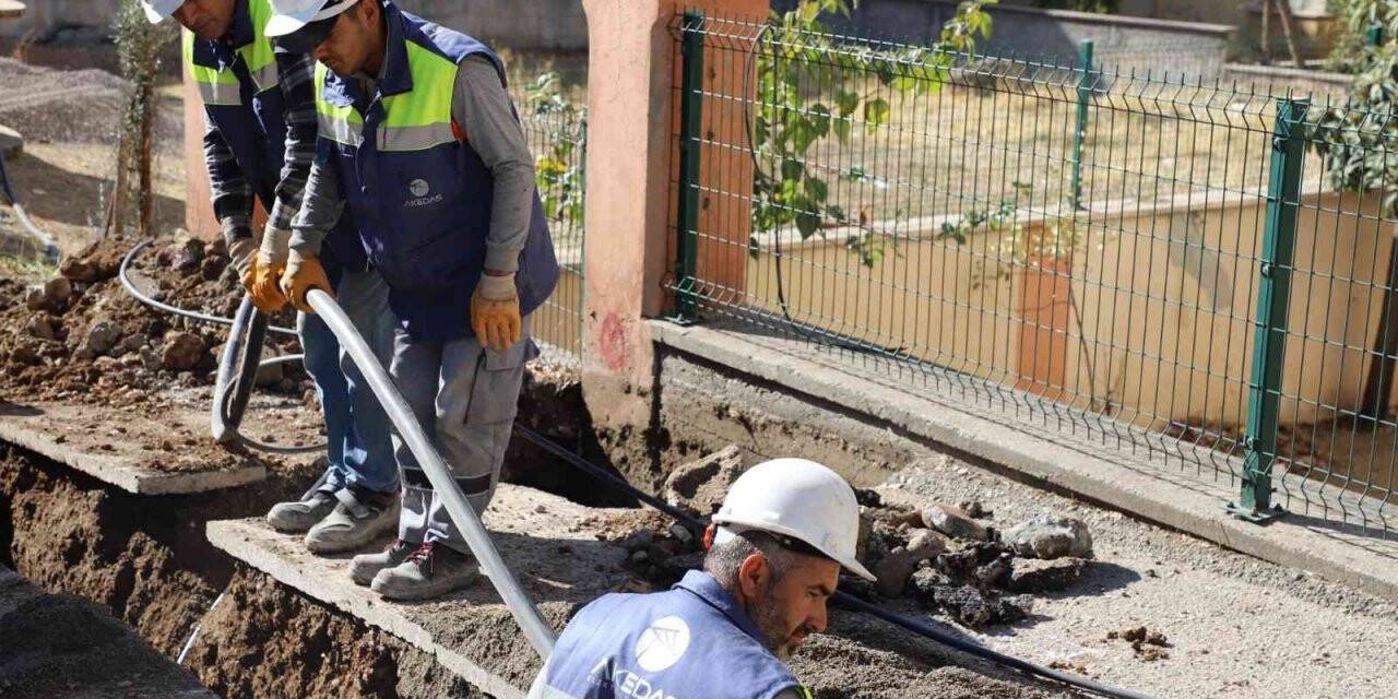 Akedaş Elektrik Dağıtım A.Ş. yatırımlarını sürdürüyor
