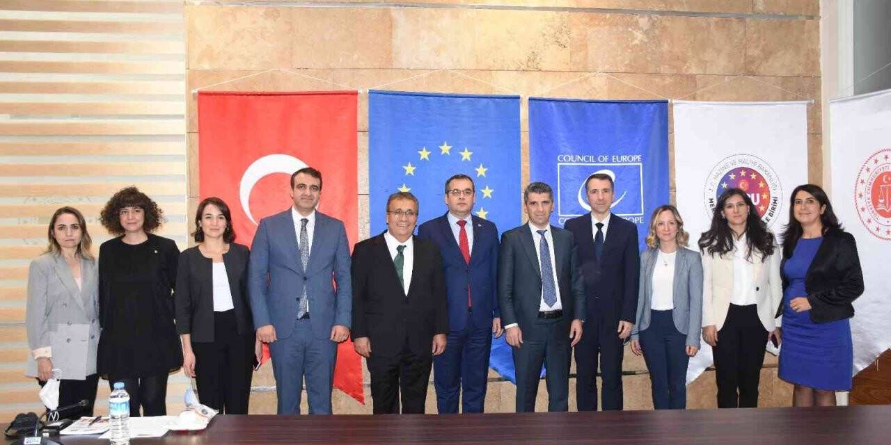 Adana Adliyesine "yerinde izleme ziyareti"