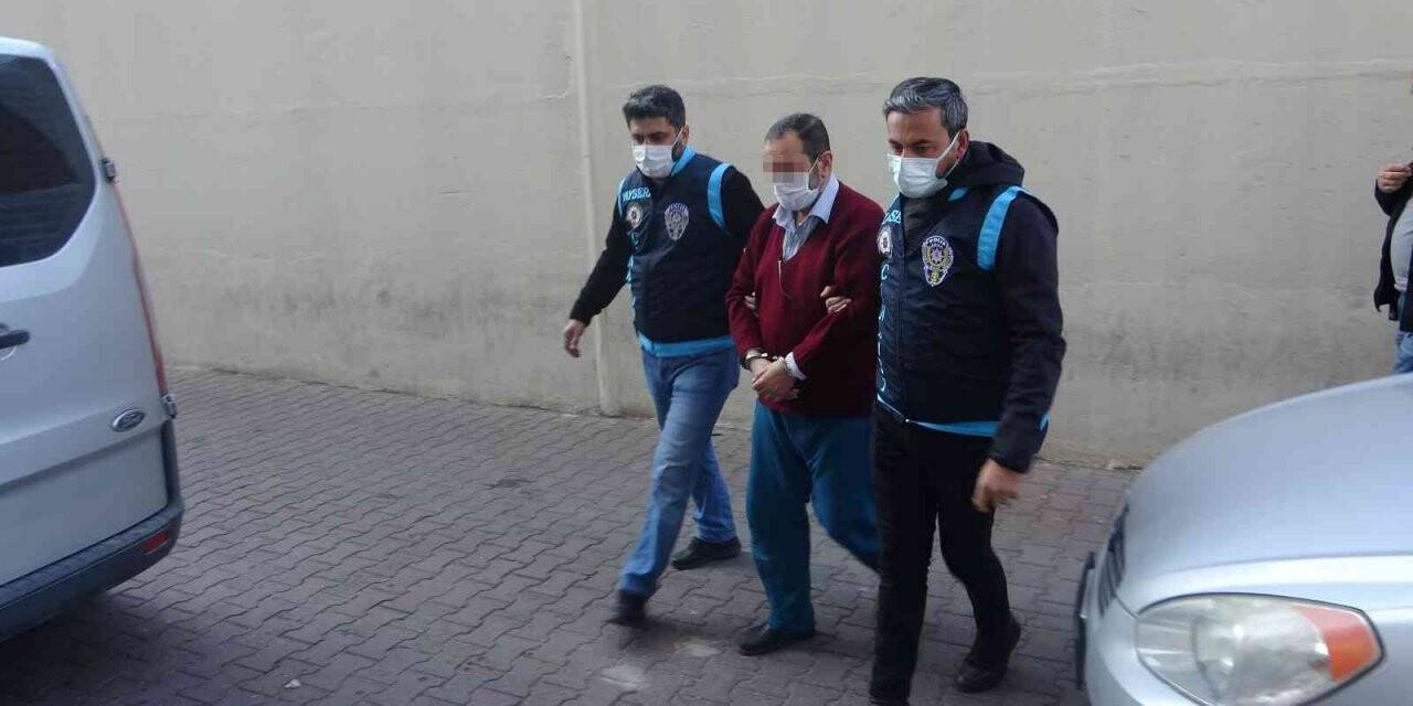 Tartıştığı kızını boğazını keserek öldüren baba adliyede
